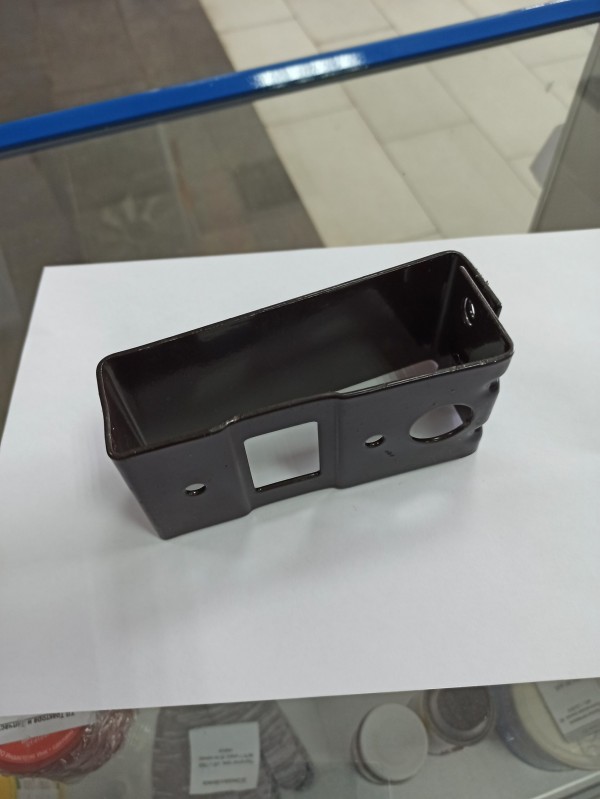 Кронштейн заднего фонаря — 2