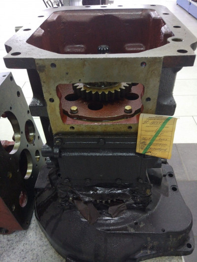 Корпус сцепления под стартер в сборе  МТЗ-80,82